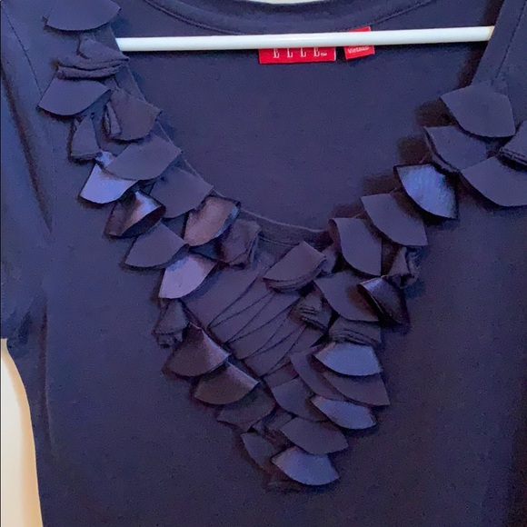 Top - Picture 2 of 3